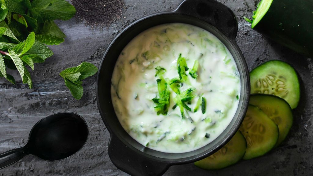 Nelea Vital Blog. gurken raita